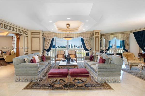 3000 Williams Island