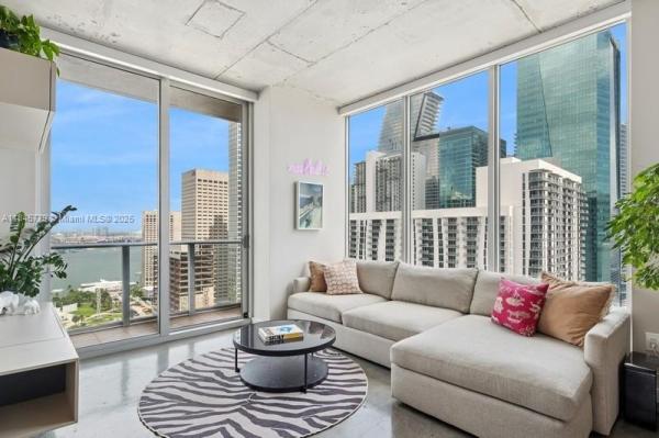 151 SE 1ST ST #2601, MIAMI, FL 33131