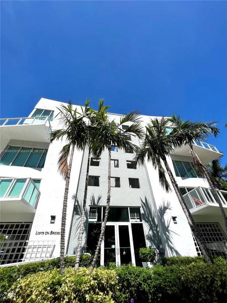 LOFTS ON BRICKELL II COND