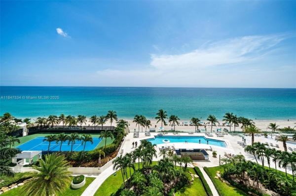 19111 COLLINS AVE #704, SUNNY ISLES BEACH, FL 33160