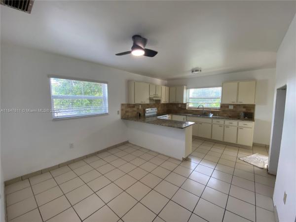 SUN-TAN VILLAGE SEC 2