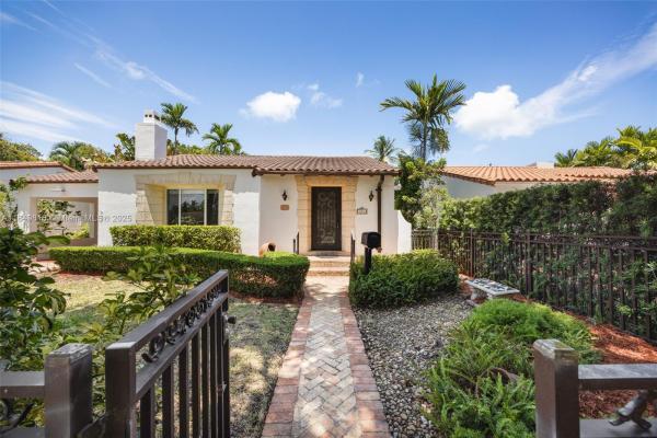 BRICKELL HAMMOCK UNIT NO