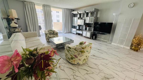 1865 S OCEAN DR #11B, HALLANDALE BEACH, FL 33009