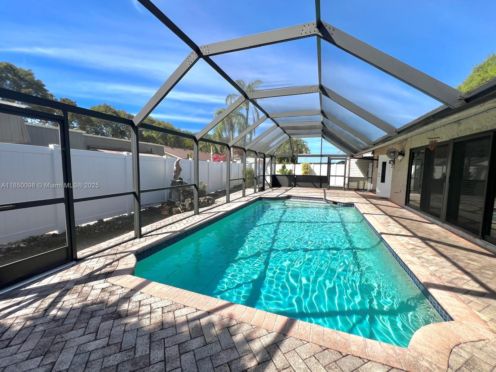 GUARDIAN ESTATES - фото