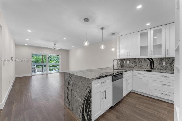 VILLAGE OF KINGS CREEK CO