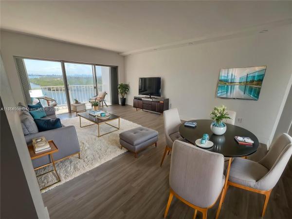 500 BAYVIEW DR #1120, SUNNY ISLES BEACH, FL 33160