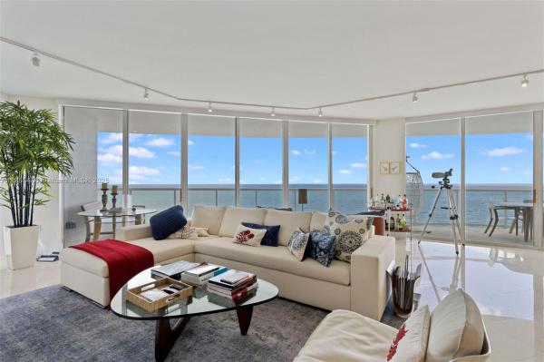 18671 COLLINS AVE #1602, SUNNY ISLES BEACH, FL 33160
