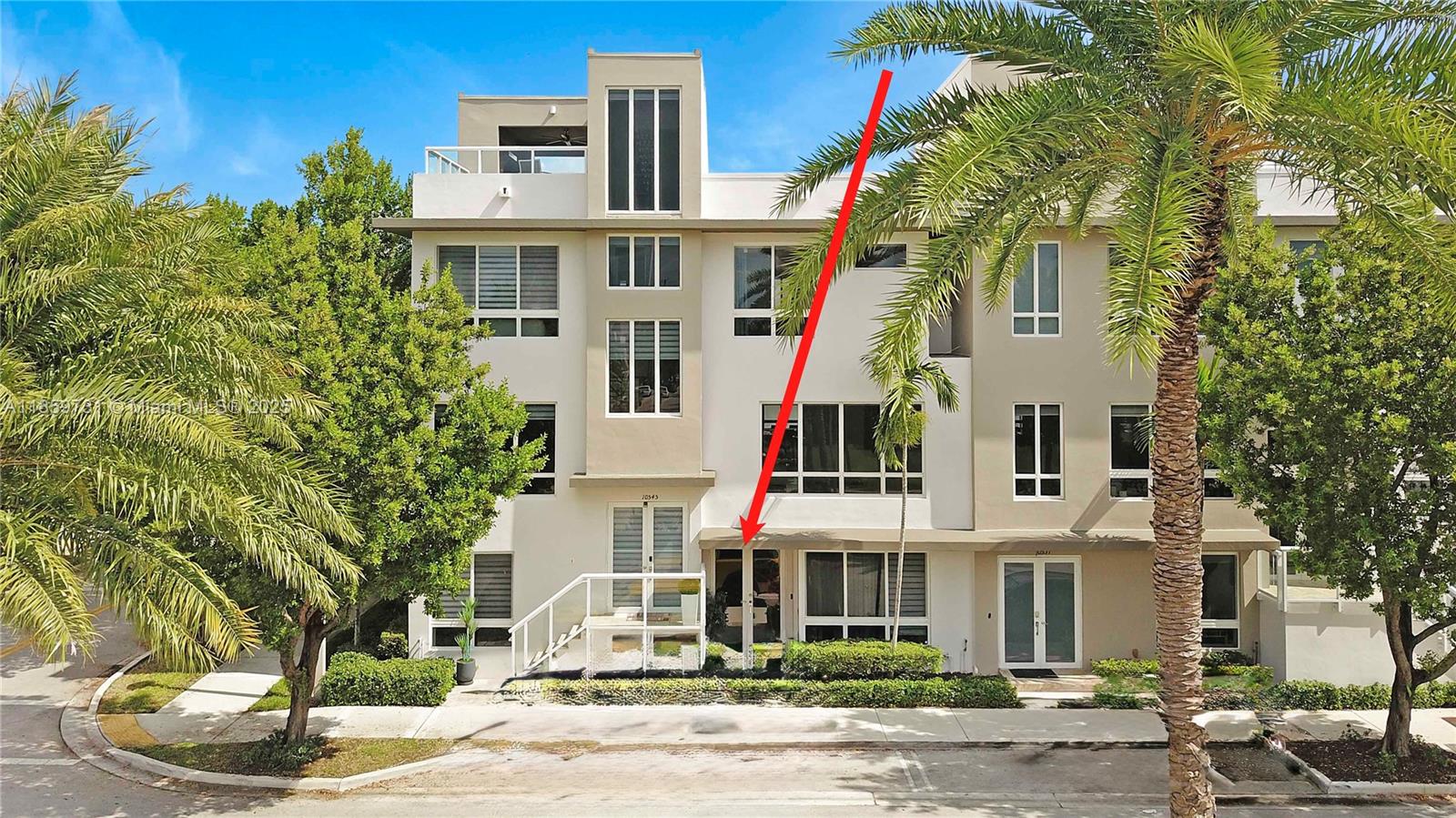 LANDMARK AT DORAL - фото