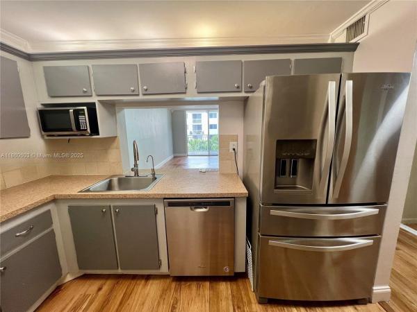 WEST BAY GARDENS CONDO