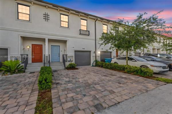 REGAL PALM SUBDIVISION