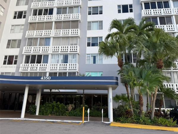 HILLCREST EAST NO 22 COND