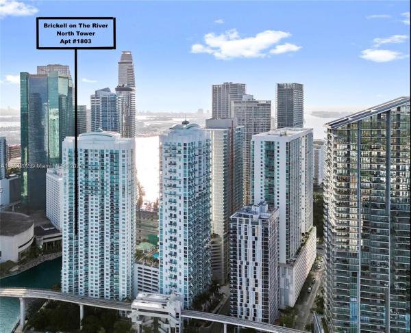 BRICKELL ON THE RIVER