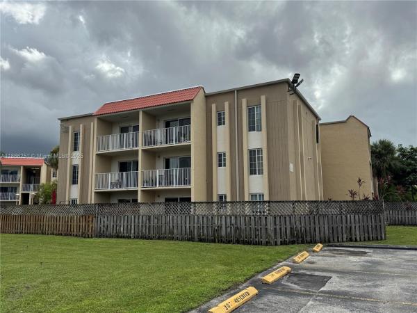 DORAL GARDENS II CONDO