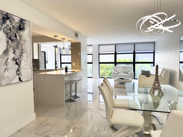 TOWERS OF OCEANVIEW EAST