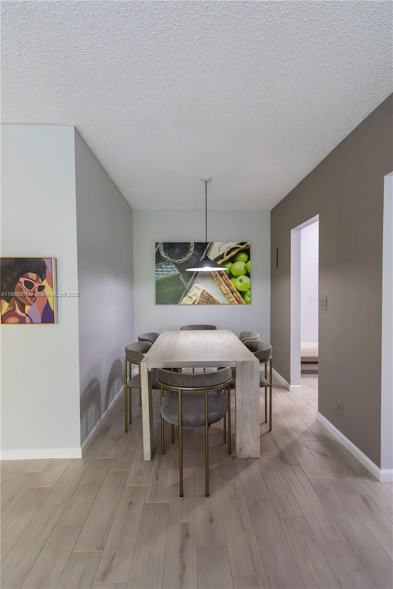 IMPERIAL POINT GARDENS CO - фото