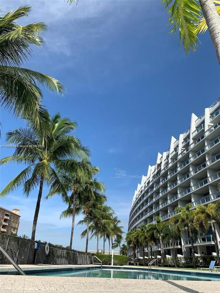 2950 NE 188TH ST #543, AVENTURA, FL 33180