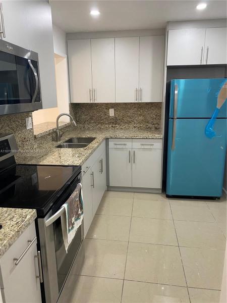 THE HORIZONS CONDO #1