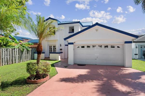 SHOMA HOMES AT KENDALL