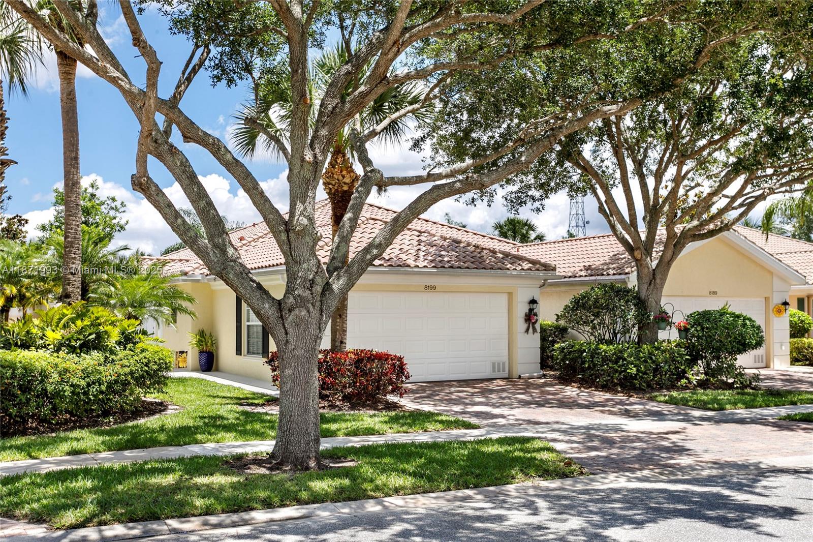 VILLAGEWALK OF WELLINGTON - фото