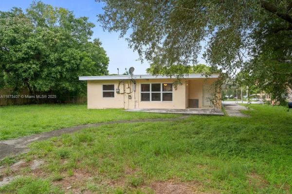 LAUDERDALE MANORS RESUB