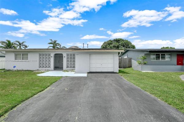 SUNRISE GOLF VILLAGE SEC