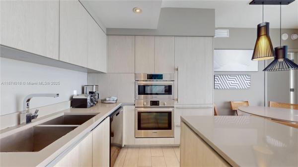 4010 S OCEAN DR #R1004, HOLLYWOOD, FL 33019