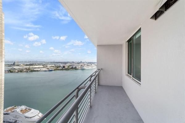 ONE MIAMI EAST CONDO
