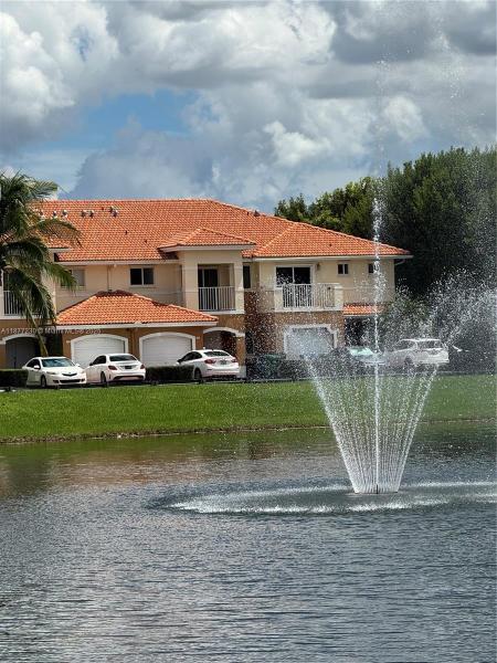 Forest Lake Paradise