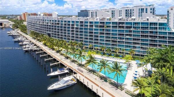 2950 NE 188TH ST #448, AVENTURA, FL 33180