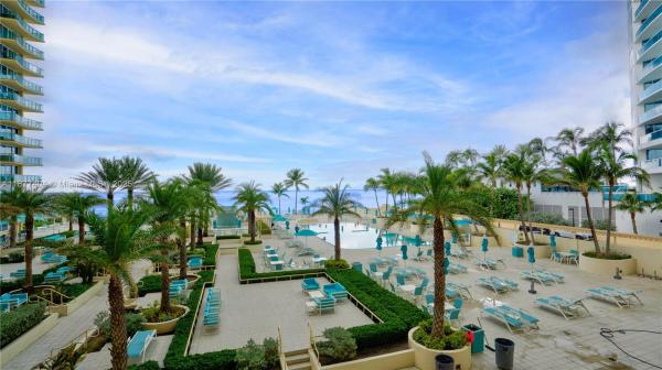 2501 S OCEAN DR #322, HOLLYWOOD, FL 33019