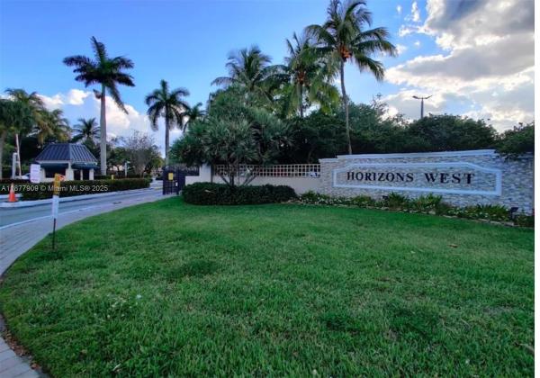 HORIZONS WEST CONDO #2