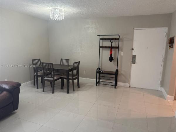 REGENCY COVE CONDO