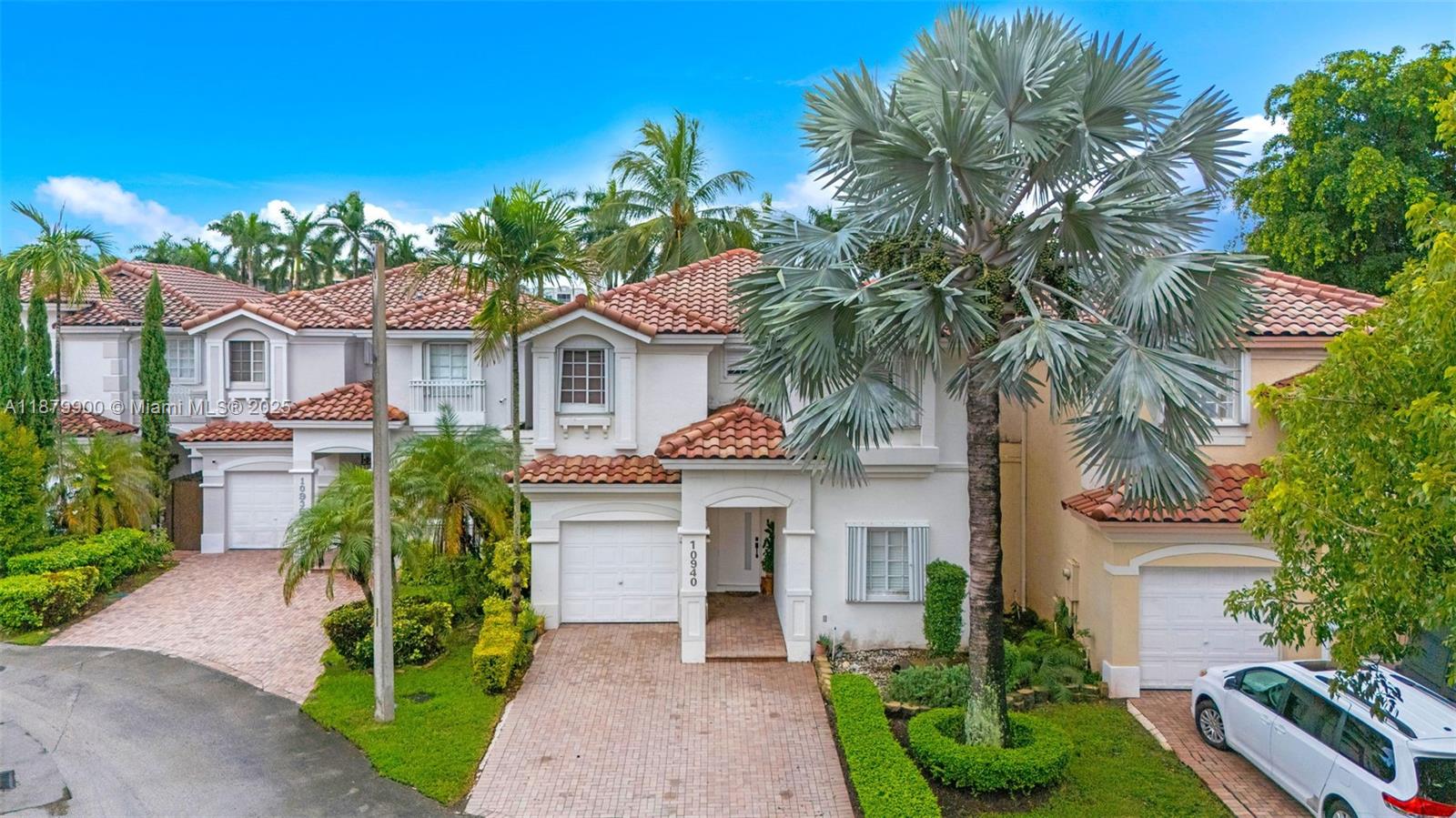 DORAL ISLES CARIBBEAN - фото