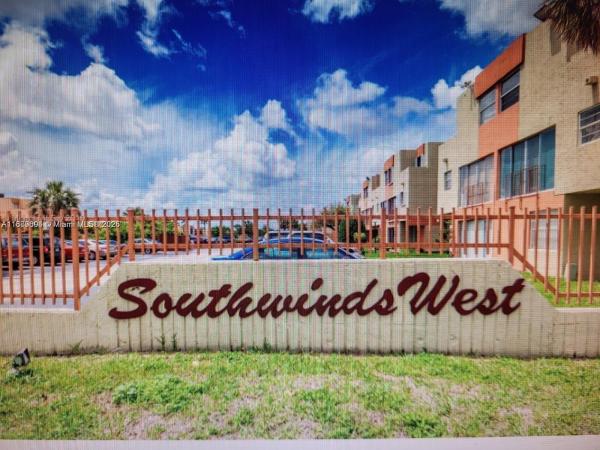 SOUTH WINDS CONDO WEST
