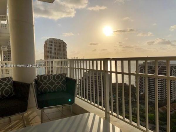 COURTS BRICKELL KEY CONDO