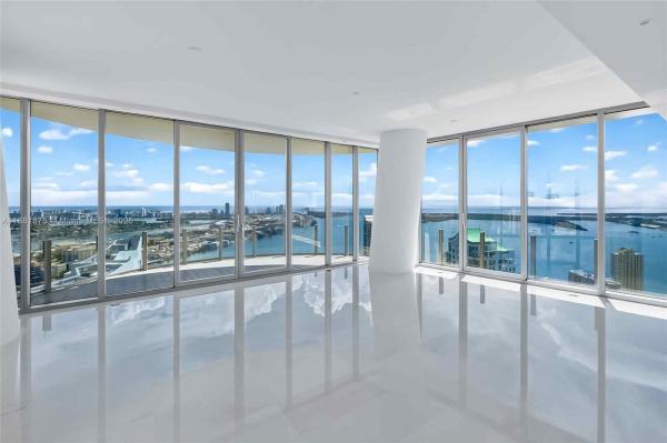 300 BISCAYNE BOULEVARD WAY #4901E, MIAMI, FL 33131