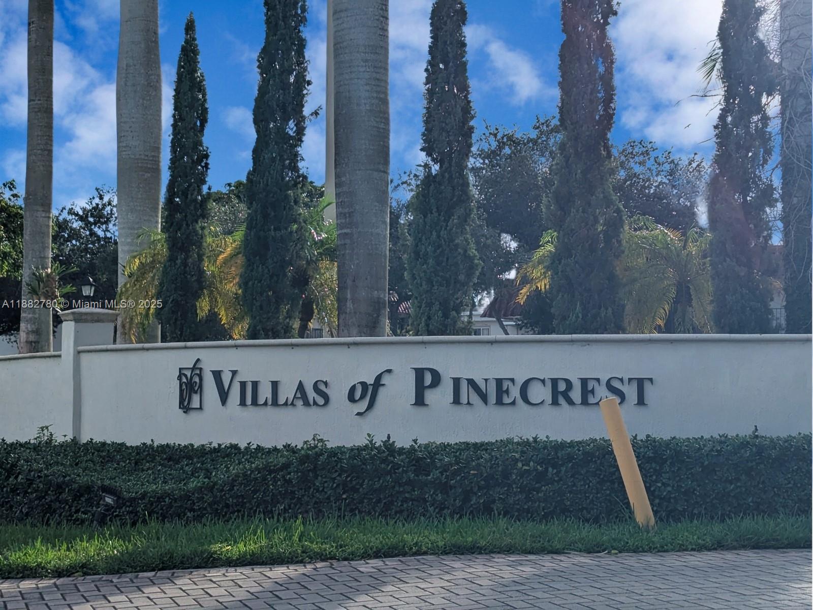 VILLAS OF PINECREST CONDO - фото