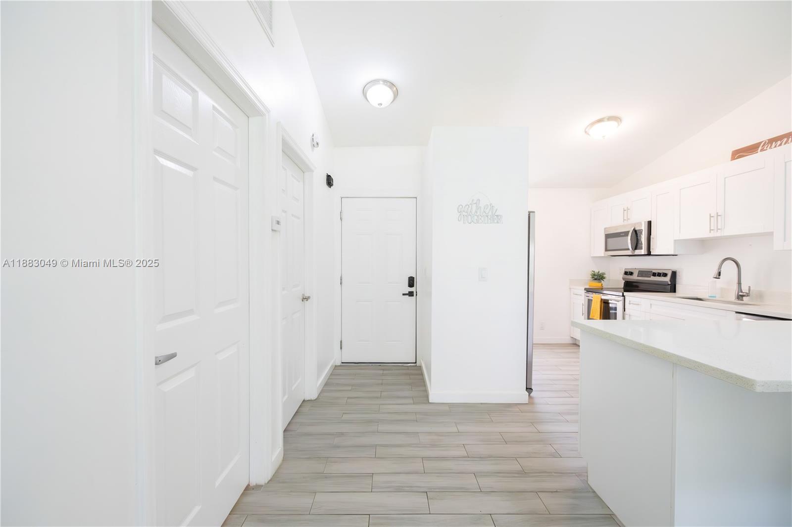 SUGAR POND MANOR OF WELLI - фото