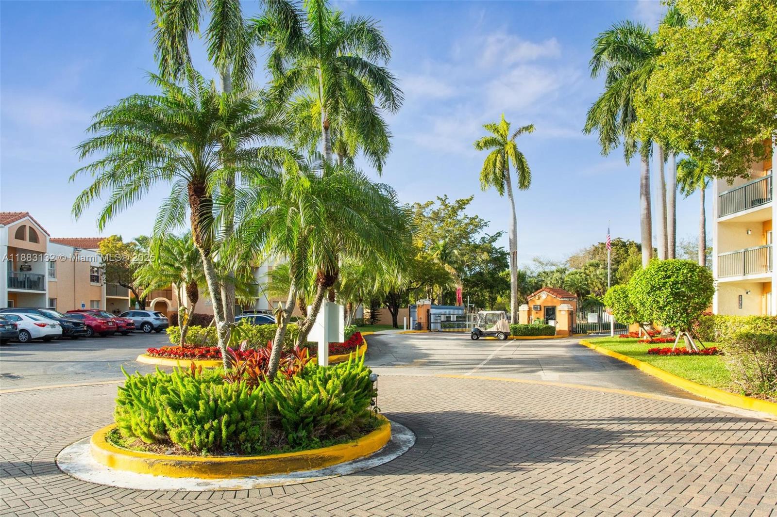 MEDITERRANEAN VILLAS COND - фото