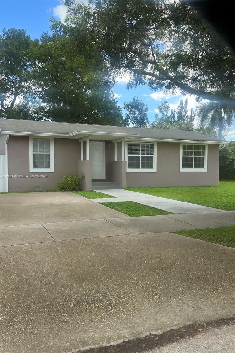 NORTH SHORE ESTATES - фото