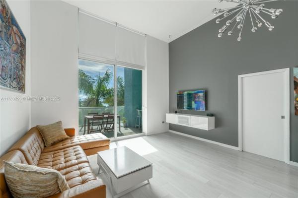 QUANTUM ON THE BAY CONDO