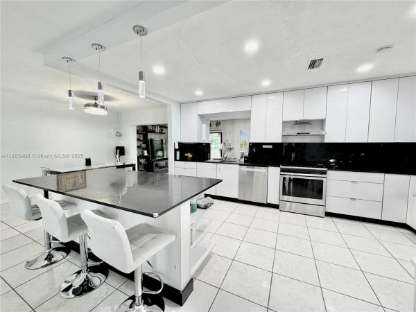 WESTWOOD COMMUNITY 4