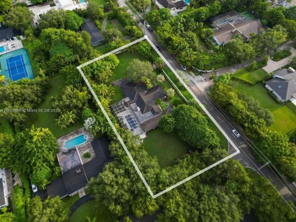 HELMS COUNTRY ESTATES ADD