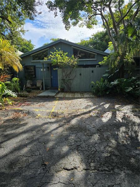 KILLIAN PINES TOWNHOUSES