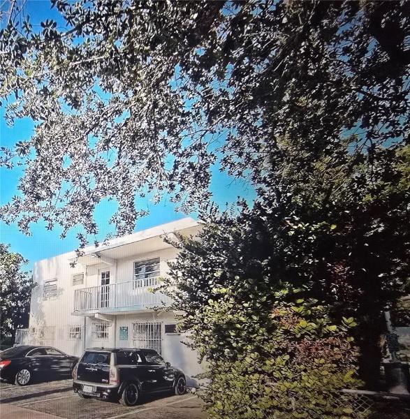 WASHINGTON AVE CONDO