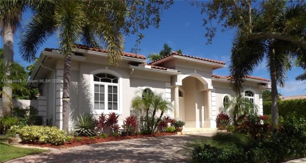 PRESIDENT COUNTRY CLUB 4