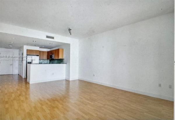 1060 BRICKELL AVE #1613, MIAMI, FL 33131