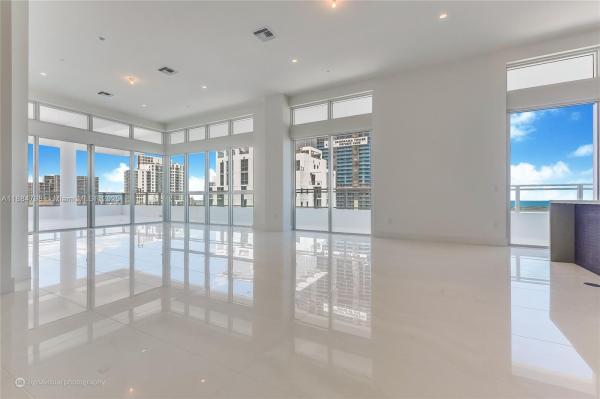 1080 BRICKELL AVE #4402, MIAMI, FL 33131
