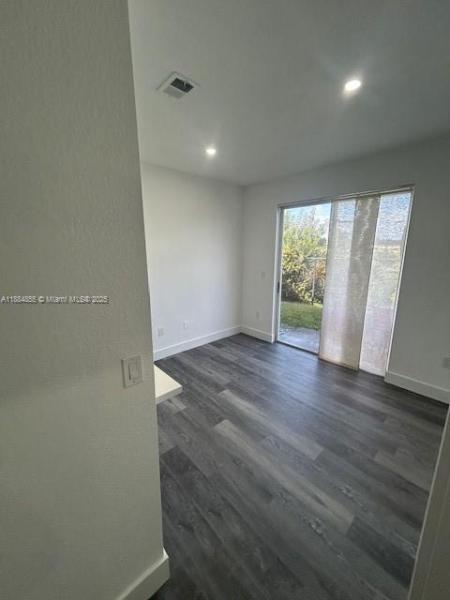 SHOMA HOMES AT COUNTRY CL