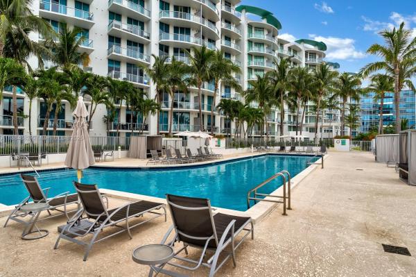 3029 NE 188TH ST #619, AVENTURA, FL 33180